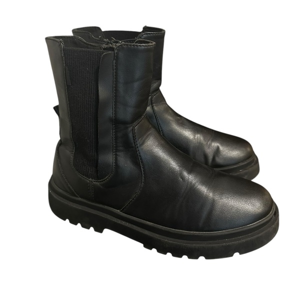 Zara | Black Leather Platform Lug Boots | Pull On | EU 39 / US 8.5 - Picture 4 of 8